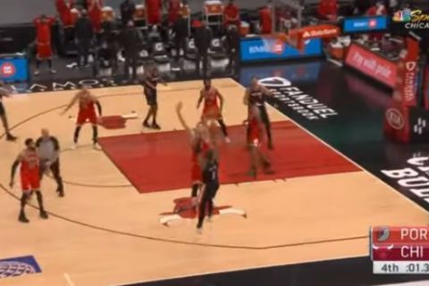 Ο Ντέμιεν Λίλαρντ σημειώνει buzzer-beater