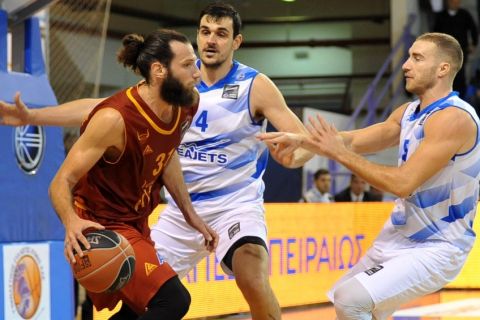 Άμυνα και Ελ Αμίν αρκούσαν για την Κύμη, 73-62 το Ρέθυμνο