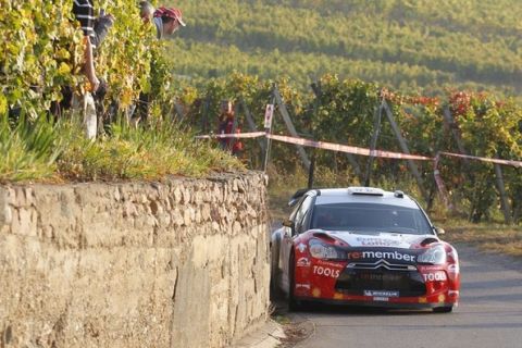 World Rally Team driver Petter Solberg of Norway races in his Citroen DS3 during the 10th stage of the WRC Rally of France in Voegtlinshoffen October 1, 2011.   REUTERS/Vincent Kessler (FRANCE  - Tags: SPORT MOTOR RACING)