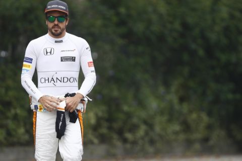 Shanghai International Circuit, Shanghai, China.  Saturday 08 April 2017. 
Fernando Alonso, McLaren.
World Copyright: Steven Tee/McLaren 
ref: Digital Image _O3I4353A