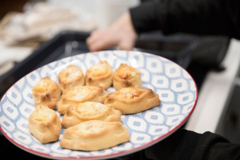 Στήσε την ιδανική βραδιά μπάλας και απόλαυσης για την παρέα σου