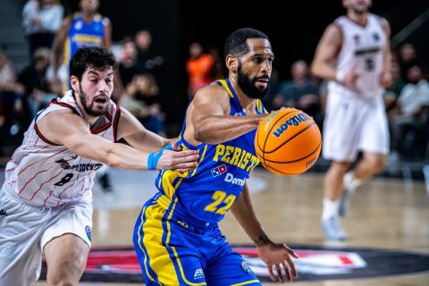 Μανίσα - Περιστέρι 79-77: Είχε τα σουτ της νίκης, λύγισε στις λεπτομέρειες