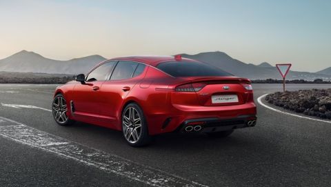 Πιο GT και σοφιστικέ το KIA Stinger του 2021