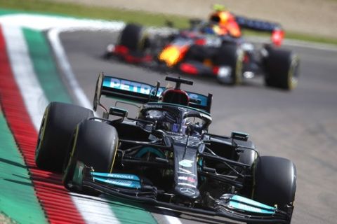 F1: Η Mercedes W12 "δυόμισι δέκατα πίσω" από τη RB-Honda