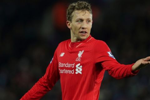 LEICESTER, ENGLAND - FEBRUARY 02:  Lucas Leiva of Liverpool during the Barclays Premier League match between Leicester City and Liverpool at the King Power Stadium on February, 2016 in Leicester, England.  (Photo by Matthew Ashton - AMA/Getty Images)