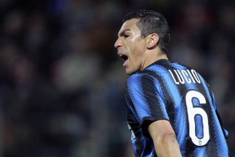 Inter Milan's Lucio reacts during the Italian serie A soccer match against Parma at the Tardini stadium in Parma April 16, 2011. REUTERS/Stringer  (ITALY - Tags: SPORT SOCCER)