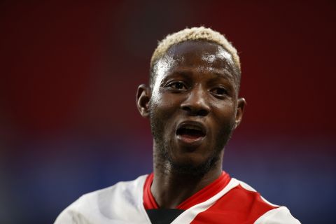 Southampton's Moussa Djenepo reacts during the English FA Cup semifinal soccer match between Leicester City and Southampton at Wembley Stadium in London, Sunday, April 18, 2021. (John Sibley/Pool via AP)
