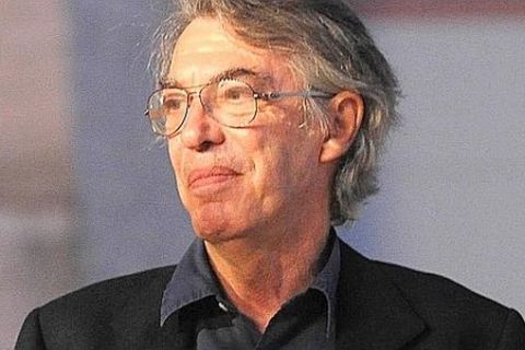 Enzo Iacchetti intrvista il presidente dell'Inter Massimo Moratti durante la serata finale della sesta edizione del Festival teatro canzone Giorgio Gaber questa sera alla Cittadella del carnevale a Viareggio.
ANSA / RICCARDO DALLE LUCHE