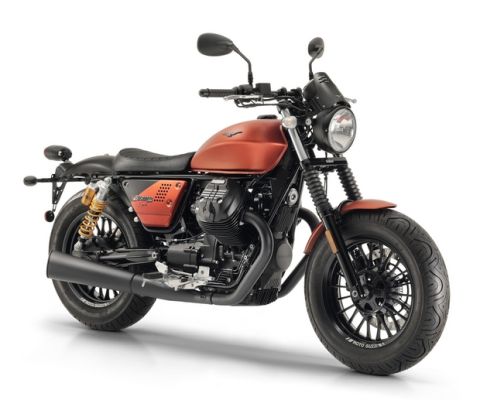 H νέα Moto Guzzi V9 Bobber Sport δείχνει τα δόντια της