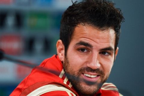 CURITIBA, BRAZIL - JUNE 15:  Cesc Fabregas of Spain faces the media during a Spain press conference at Centro de Entrenamiento do Caju on June 15, 2014 in Curitiba, Brazil.  (Photo by David Ramos/Getty Images)