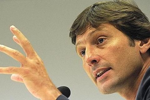 Inter Milan's outgoing Brazilian coach Leonardo speaks during a press conference on July 7, 2011 at San Siro stadium in Milan. Leonardo said he started negotiations with French PSG, one of the clubs he used to play, for the post of sporting director. AFP PHOTO / GIUSEPPE ARESU
