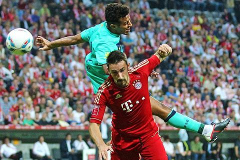 Bildnummer: 08262948  Datum: 27.07.2011  Copyright: imago/ActionPictures
Alcantara THIAGO ( 4Barca) schiesst das Tor zum 0-1 gegen Diego Contento, FCB 26 ,Aktion, Einzelbild, Torschuss Fussball AUDI CUP , Muenchen , am 27.07.2011 FC BAYERN MÜNCHEN - FC BARCELONA 00.Spieltag,00.Spieltag00, Saison 2011/2012, Saison1112 , Liga01, 1.Liga, 1.Bundesliga,Muenchen ; Fussball München Audi Cup Audicup Testpiel 2012 x0x xub 2011 hoch premiumd 1.Liga Liga01 Saison 2011/2012 Saison1112 Fussball Deutschland Bundesliga Herren Maenner Audi Cup 

Image number 08262948 date 27 07 2011 Copyright imago ActionPictures Alcantara Thiago  shoots the goal to 0 1 against Diego Contento FCB 26 Action shot Single Torschuß Football Audi Cup Munich at 27 07 2011 FC Bavaria Munich FC Barcelona 00 Matchday 00 Spieltag00 Season 2011 2012 Saison1112 Liga01 1 League 1 Bundesliga Munich Football Munich Audi Cup AudiCup Testpiel 2012 x0x xub 2011 vertical premiumd 1 League Liga01 Season 2011 2012 Saison1112 Football Germany Bundesliga men Men Audi Cup  