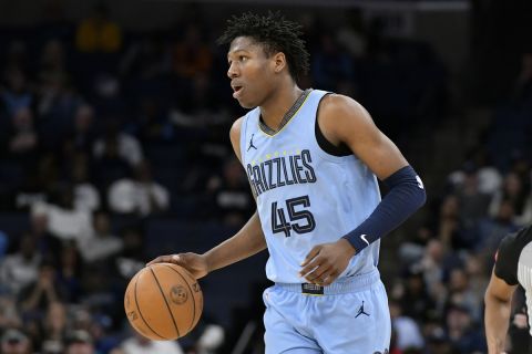 Memphis Grizzlies forward GG Jackson (45) handles the ball in the second half of an NBA basketball game against the San Antonio Spurs Tuesday, April 9, 2024, in Memphis, Tenn. (AP Photo/Brandon Dill)