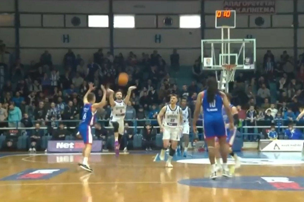 Το απίθανο buzzer-beater του Τσιακμά πίσω από το κέντρο στη δεύτερη περίοδο του Ηρακλής – Πρωτέας Βούλας
